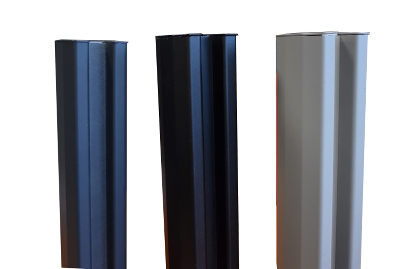 Poteau aluminium rainure 28 mm pour clôture (1/4)